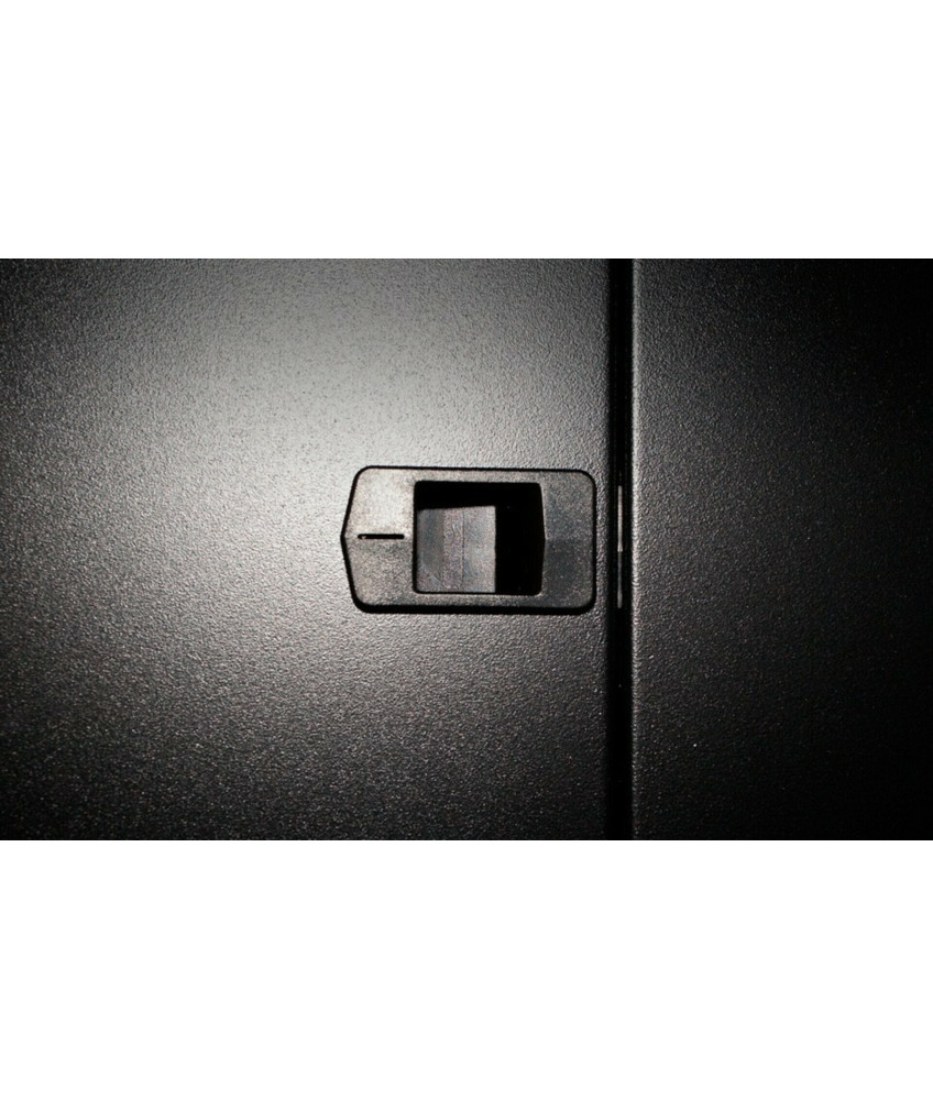 42 HE 19" Serverschrank, mit perforierten Doppelflügeltüren vorne und