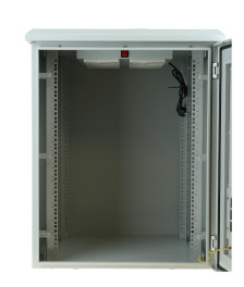 15 HE 19” Outdoor Serverschrank zur Wandmontage IP55 - 600 x 600 x 770