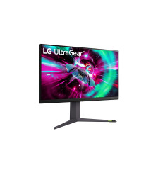 LG UltraGear 32 Zoll UHD 4K Gaming Monitor 144Hz